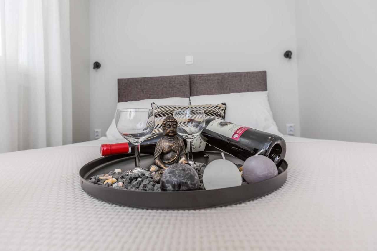 Raise Athens Metro Apartments Esterno foto