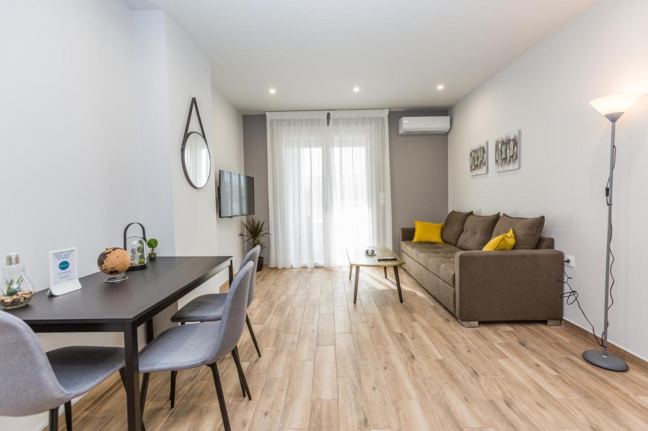 Raise Athens Metro Apartments Esterno foto